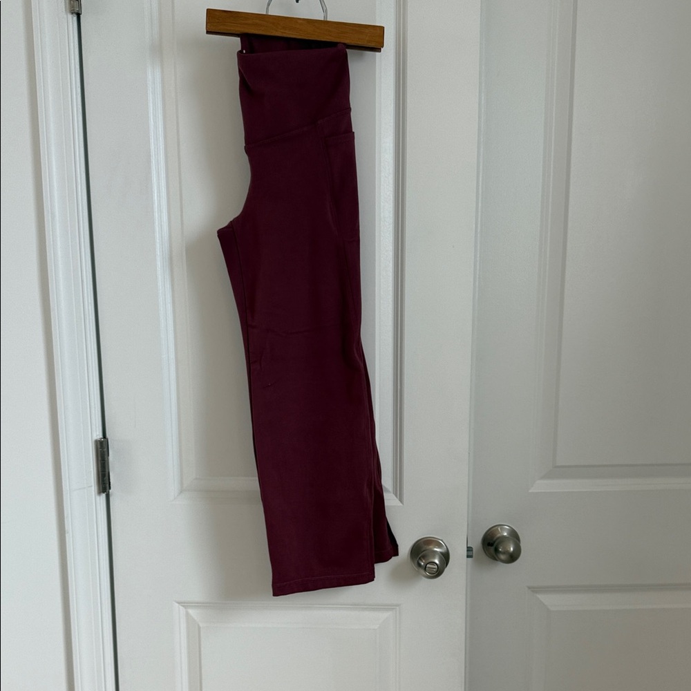 Jockey Women's Burgundy Leggings with Side Pocket